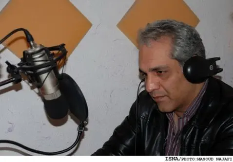 عکس/ مهران مدیری پشت میز دوبله