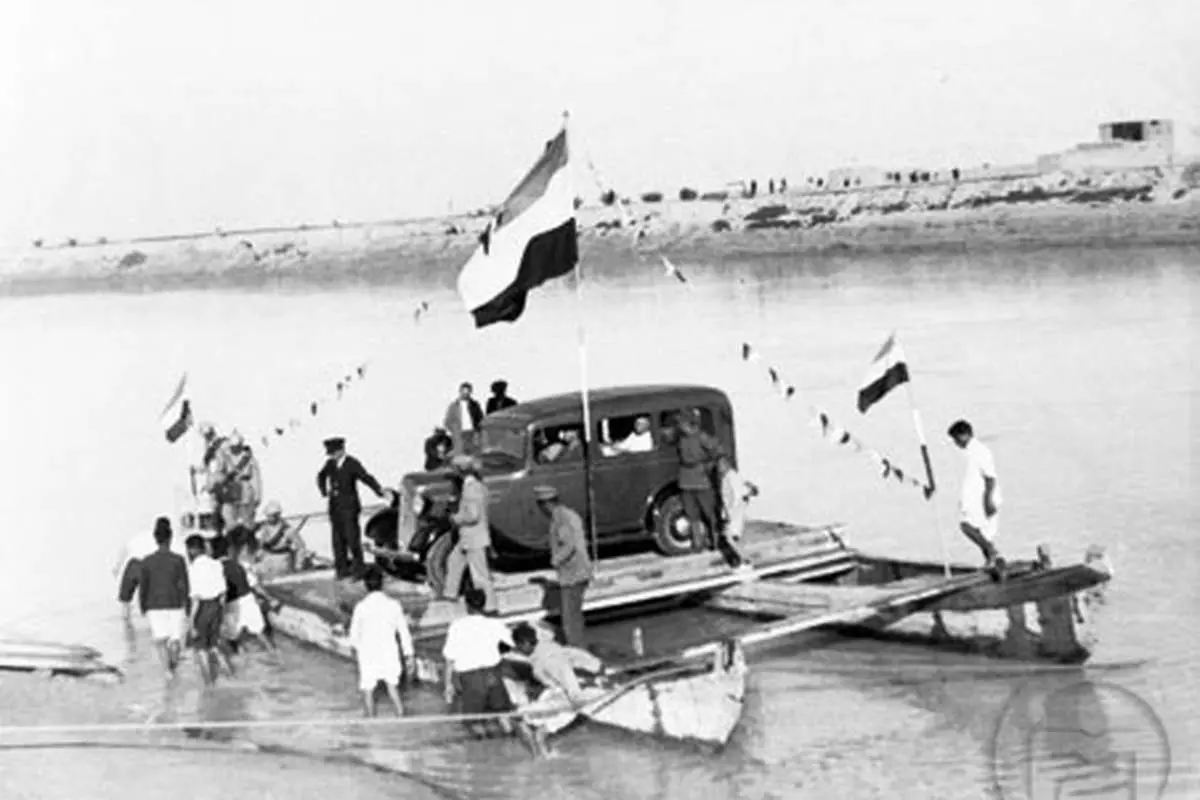 تصاویر/ عبور اتومبیل رضاشاه از رود کارون!