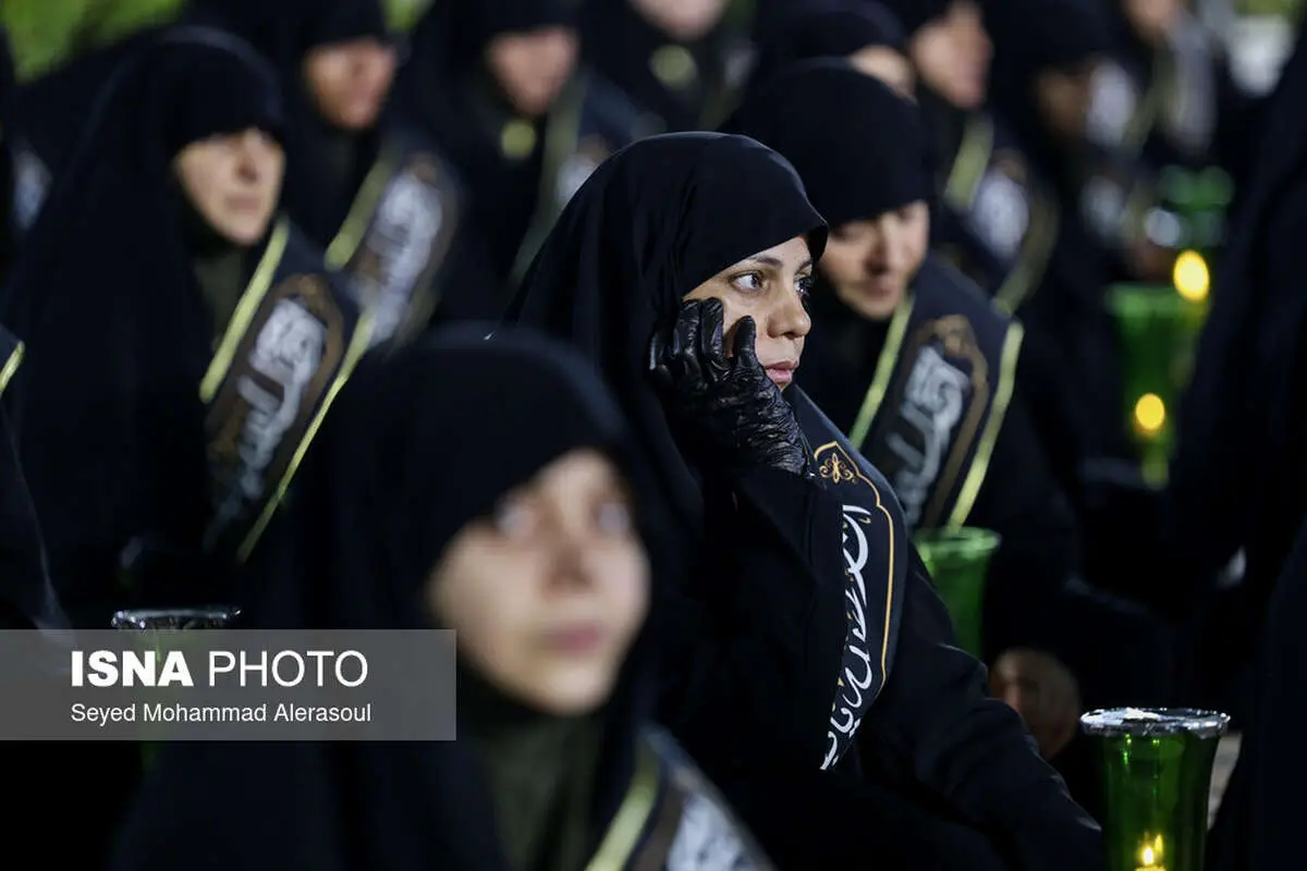 تصاویر؛ خطبه خوانی شب عاشورا در حرم مطهر رضوی 