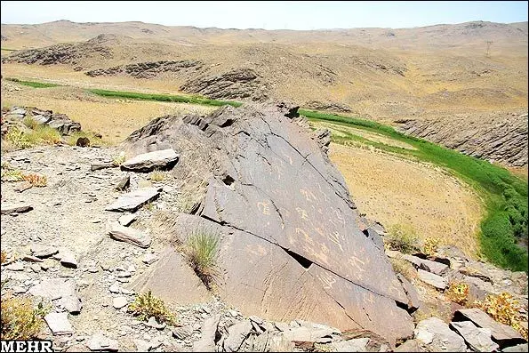 قدیمی‌ترین نشانه‌های تمدن بشری جهان در خمین+ عکس