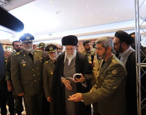 بازدید رهبر انقلاب از ستادنیروی زمینی ارتش