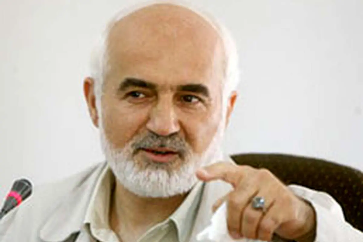 توکلی: لاریجانی مصوبه دولت را نقض میکند