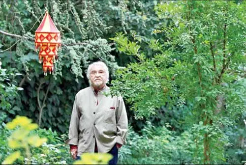 داریوش شایگان: هنوز اسطوره ای فکر می کنیم