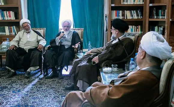 تصاویر؛ دیدار مجمع مدرسین حوزه با هاشمی