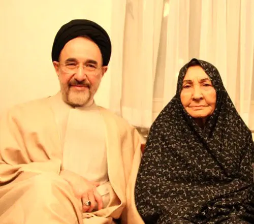 (تصویر)سید محمد خاتمی و مادرش