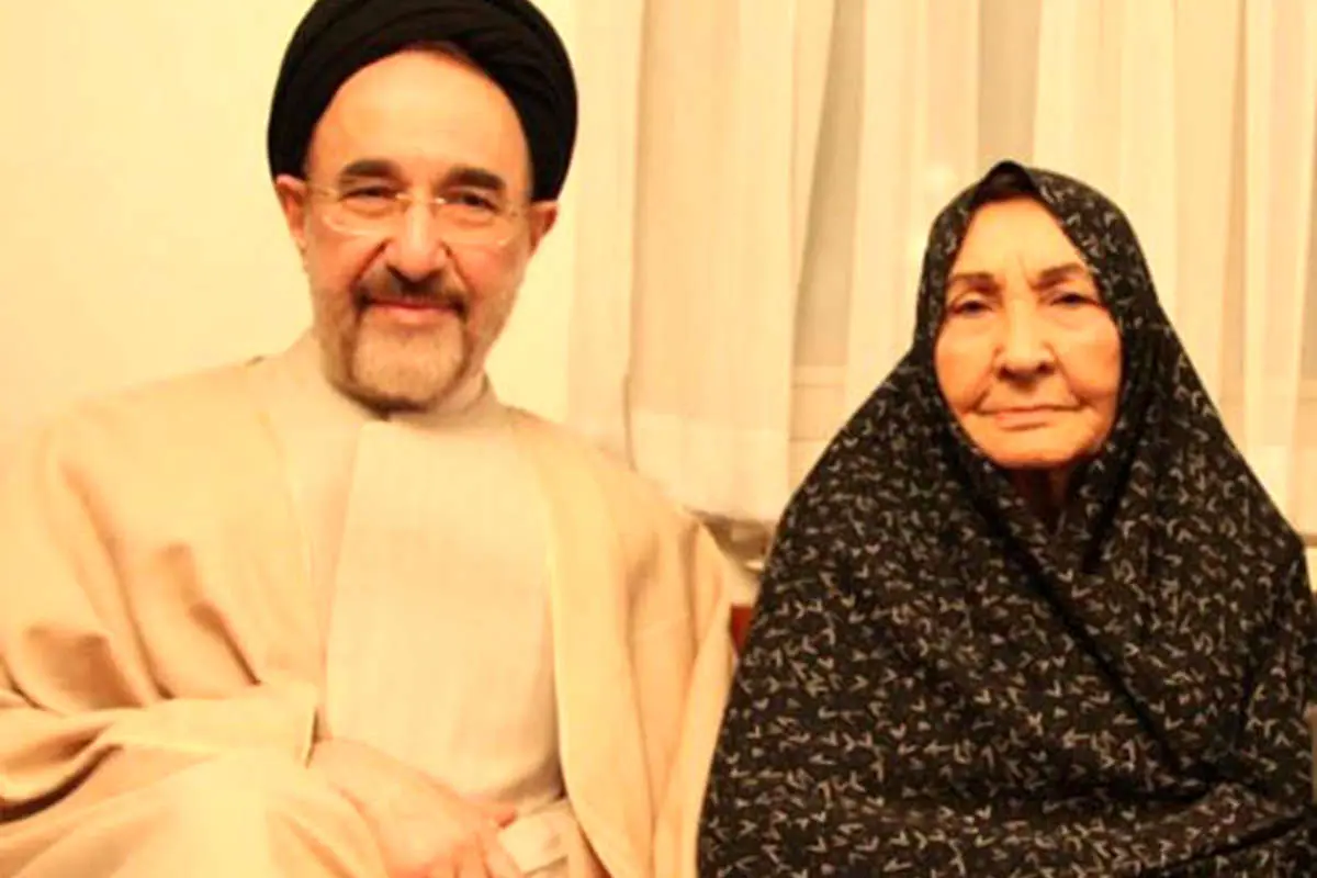 (تصویر)سید محمد خاتمی و مادرش