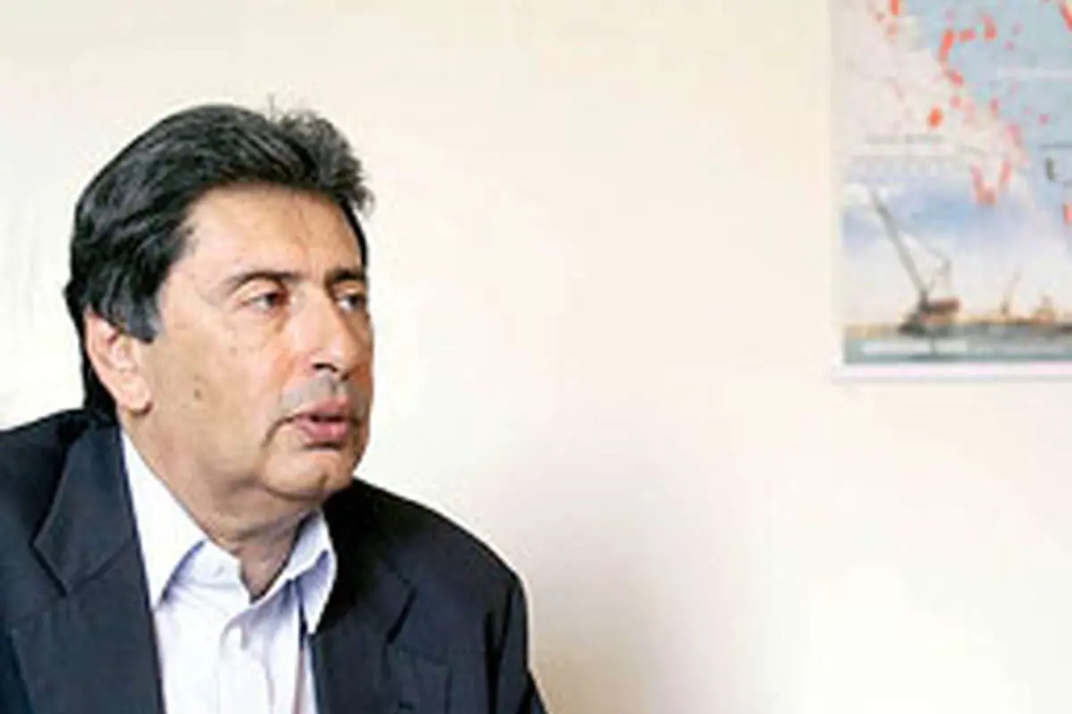 نرسی قربان: دولت بخش خصوصی را در فروش نفت وارد کند