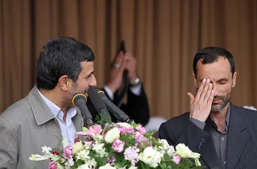 احمدی نژاد چنین مدیرانی می خواهد (عکس)