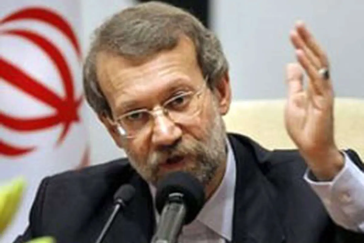 درخواست علی لاريجانی برای تغيير قانون اساسي