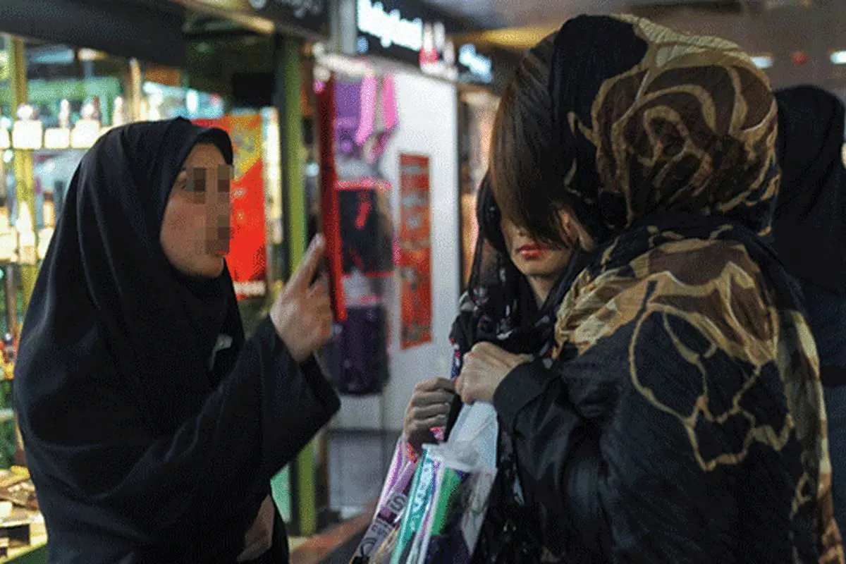 (تصاویر) تشدید برخورد با بدحجابان تهران(2)