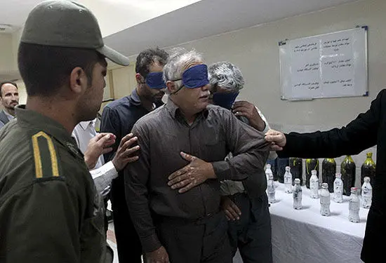 تصاویر؛ دستگیری قاچاقچیان 120 کیلوگرم تریاک در مشهد
