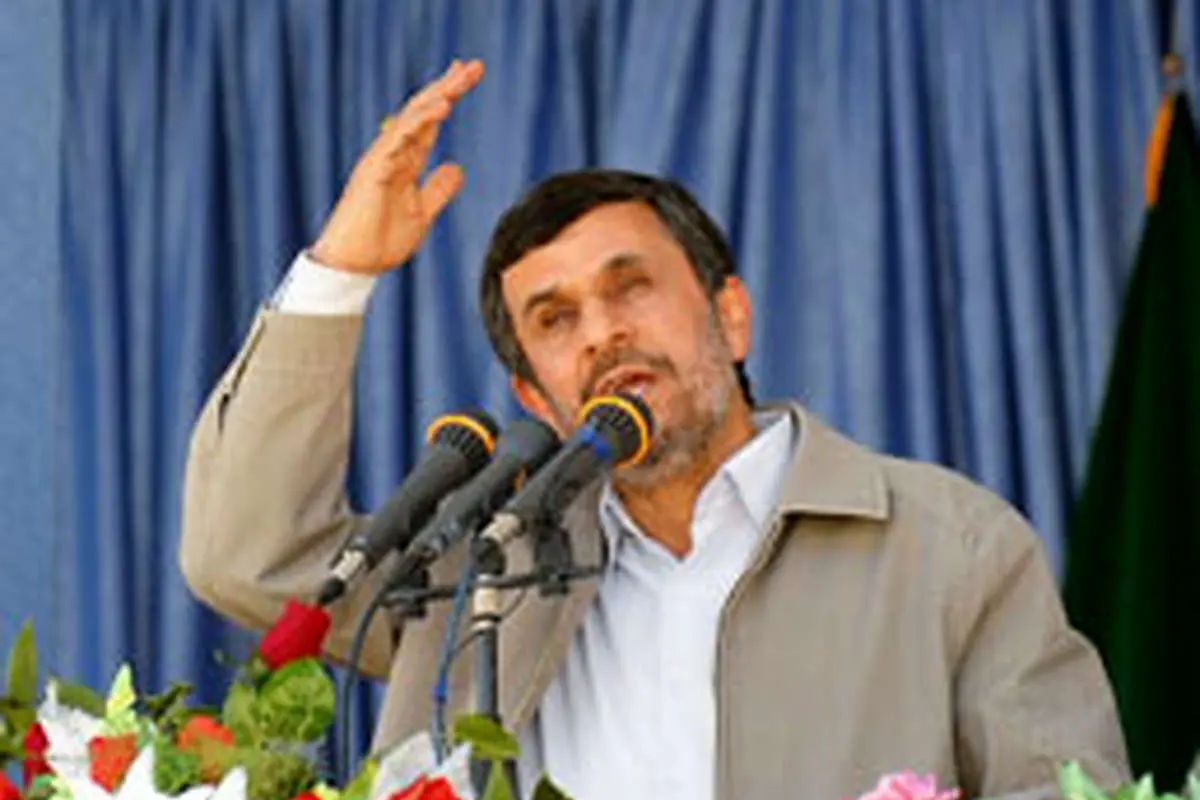 احمدی نژاد لغو مصوبات دولتی از سوی مجلس را غیرقانونی اعلام کرد