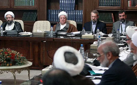 (تصاویر) صندلی خالی احمدی‌نژاد در جلسه مجمع