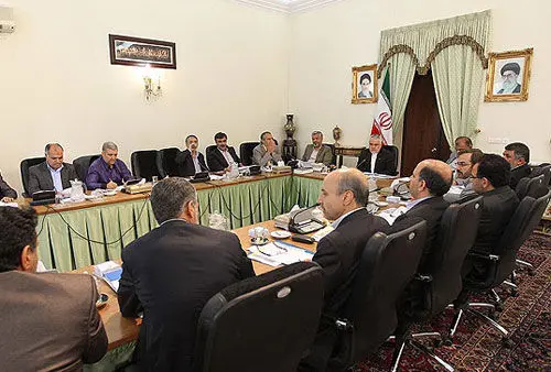 (تصویر) یکی از متهمان فساد بزرگ در جلسات دولتی