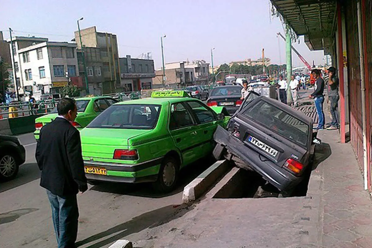 (تصاویر) تصادف در خیابان دماوند