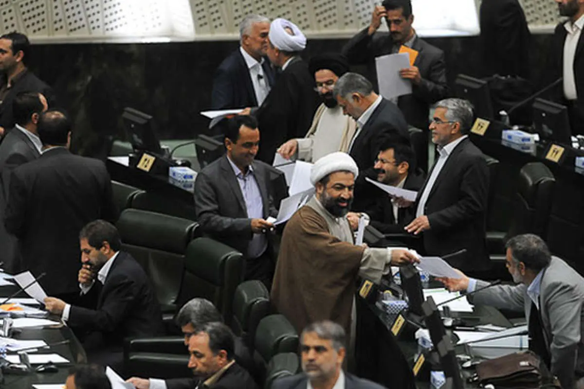 (تصاویر) لحظات انتخاب لاریجانی و اضطراب حداد