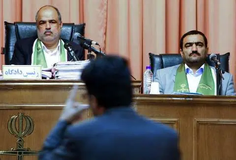 متهم ردیف اول: تاوان زیادی به خاطر آقای خاص پس دادم/ کمک 10 میلیاردی آقای خاص