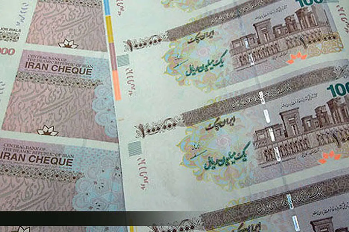 ایران چک های جدید در راه است