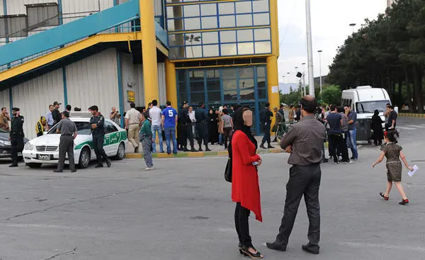 (تصاویر) ادامه برخورد با بدحجابی در کنسرت‌ها