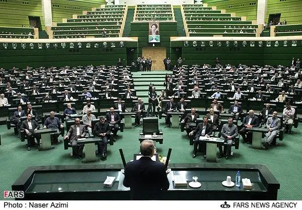(تصویر) جمله علی لاریجانی بنر شد