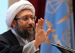 به خاطر برخورد با مفاسد اقتصادی پرداخت تسهیلات در بانك‌ها قفل شده است