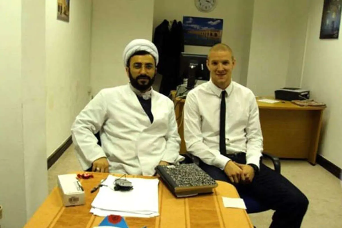 بازيكن سابق آرسنال مسلمان شد+(عکس)