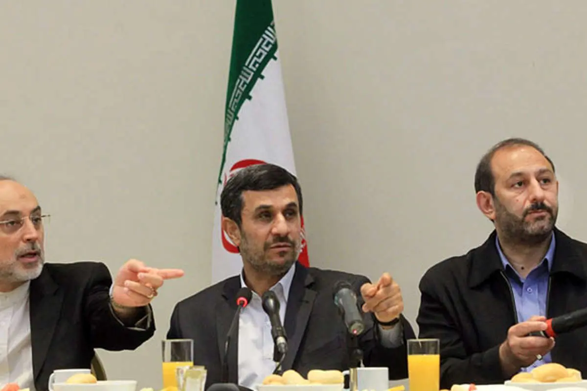از مهمانان خصوصی اکران فیلم و برخورد هنرمندان و مسؤولان تا ژست هماهنگ احمدینژاد...