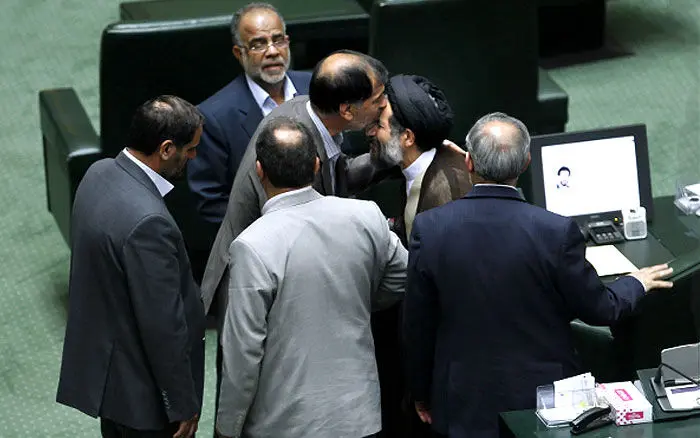 از اعتکاف به سبک دانشجویی و خودروهای در راه مانده تا سقوط مرگبار هواپیما و جنگلی که خاکستر شد