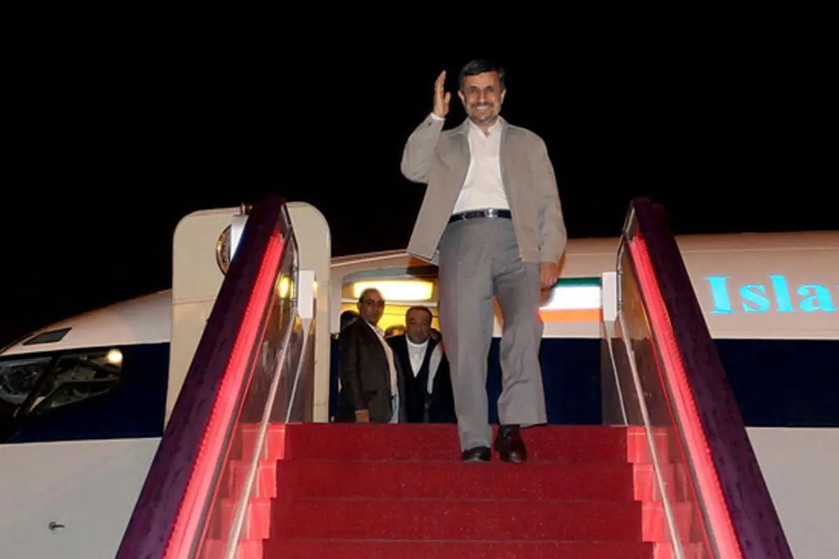 (تصاویر) احمدی‌نژاد در چین