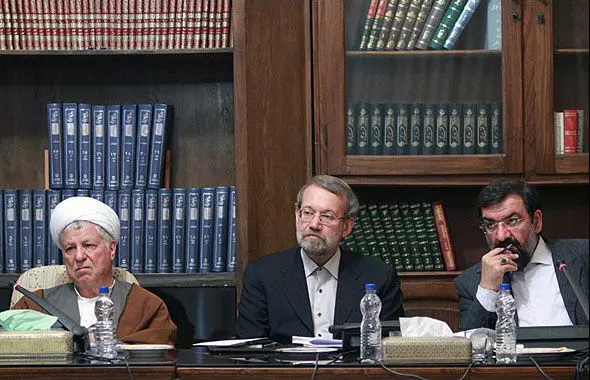 اخم‌ها و لبخندهای مسؤولان در غیاب احمدی‌نژاد