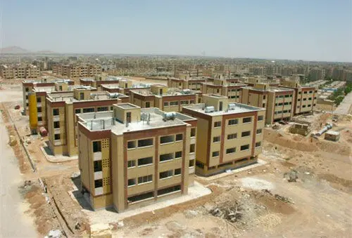 مسئولین از جیب مردم خبر ندارد یا خودشان را به بی‌خبری زده‌اند!