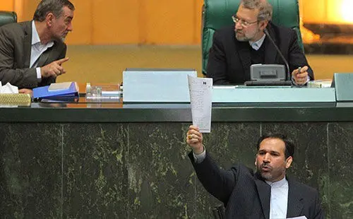 تصویر 'وزیر اقتصاد' از 'اقتصاد ایران' چقدر واقعی است؟!