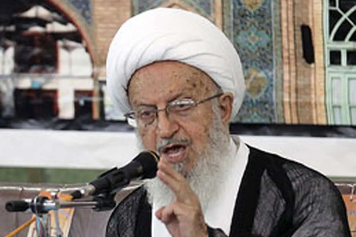 صنایع ضربه شدیدی از بانک‌ها می‌خورند/ چرا وزارت ارشاد باید اجازه انتشار فیلم‌های وحشتناک را بدهد