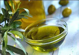 9 دلیل خوب برای مصرف روغن زیتون