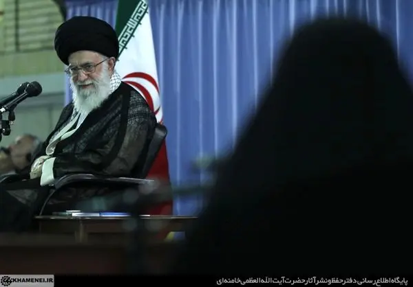 (تصاویر) دیدار میهمانان اجلاس زنان و بیداری اسلامی با رهبر انقلاب