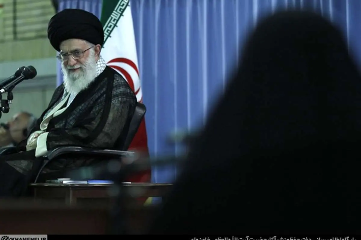 (تصاویر) دیدار میهمانان اجلاس زنان و بیداری اسلامی با رهبر انقلاب