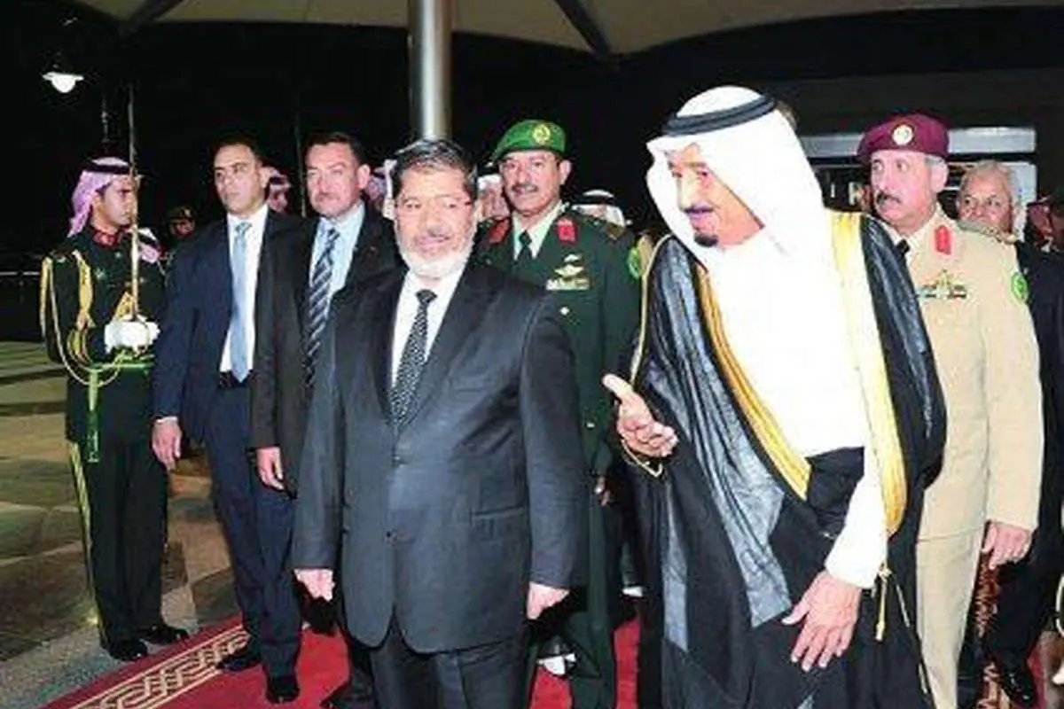 (عکس) دیدار مرسی با پادشاه عربستان