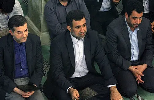 مشایی در مجلس ختم پدر جغرافیا (+عکس)