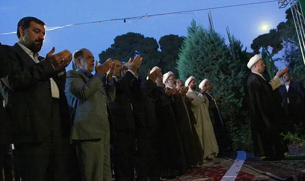 (تصاویر) مراسم افطاری در مجمع تشخیص