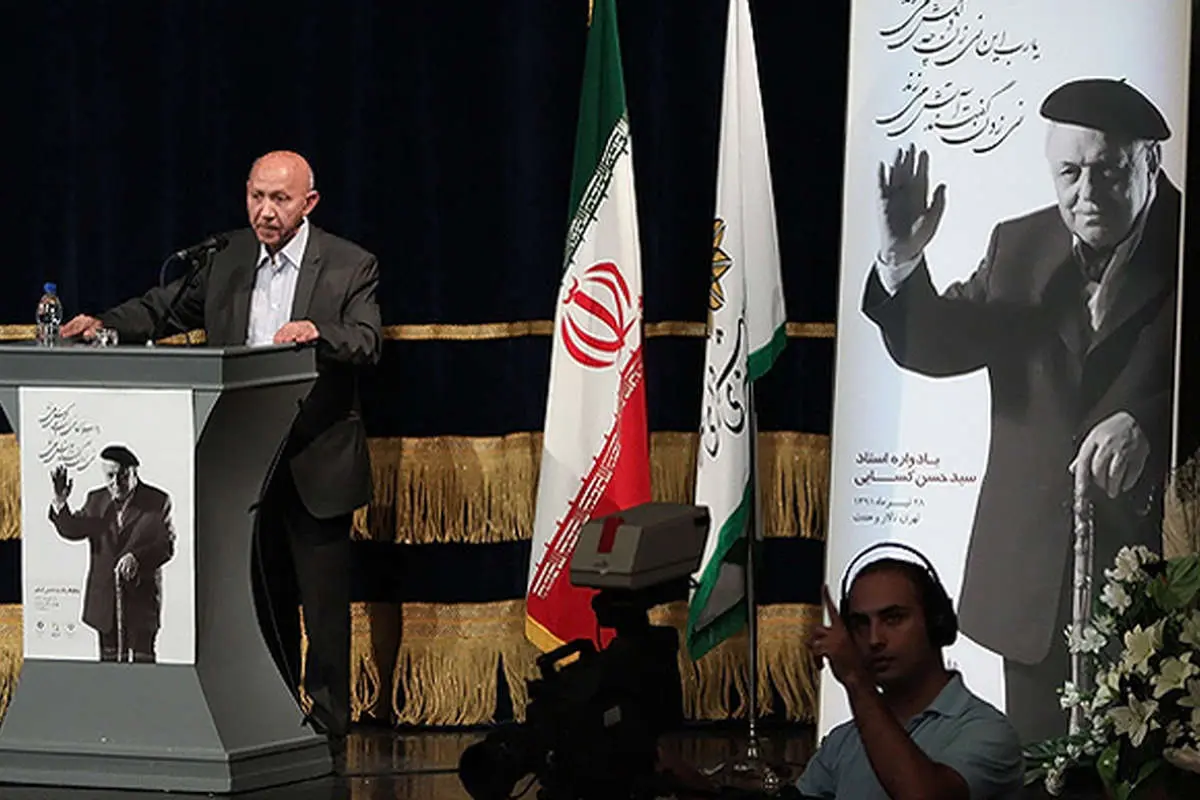 (تصاویر) یادبود استاد کسایی؛ نینوازی پسر به یاد پدر