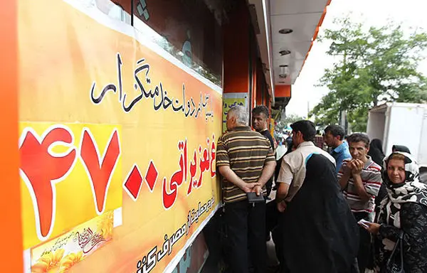 (تصاویر) صف مرغ این‌بار در شیراز و اهواز