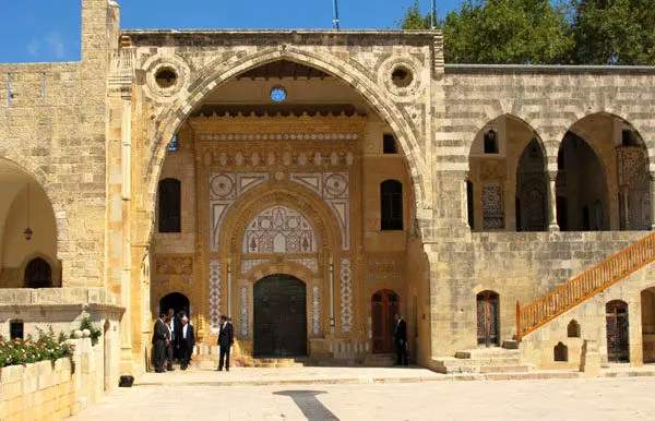(تصاویر) جلیلی بر مزار عماد مغنیه