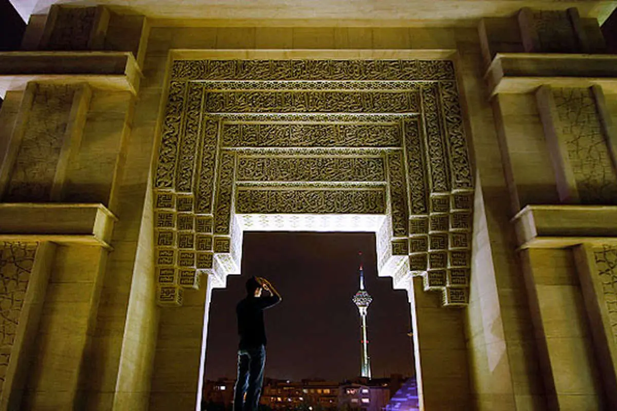 (تصاویر) مراسم شب بیست و یکم ماه مبارکرمضان