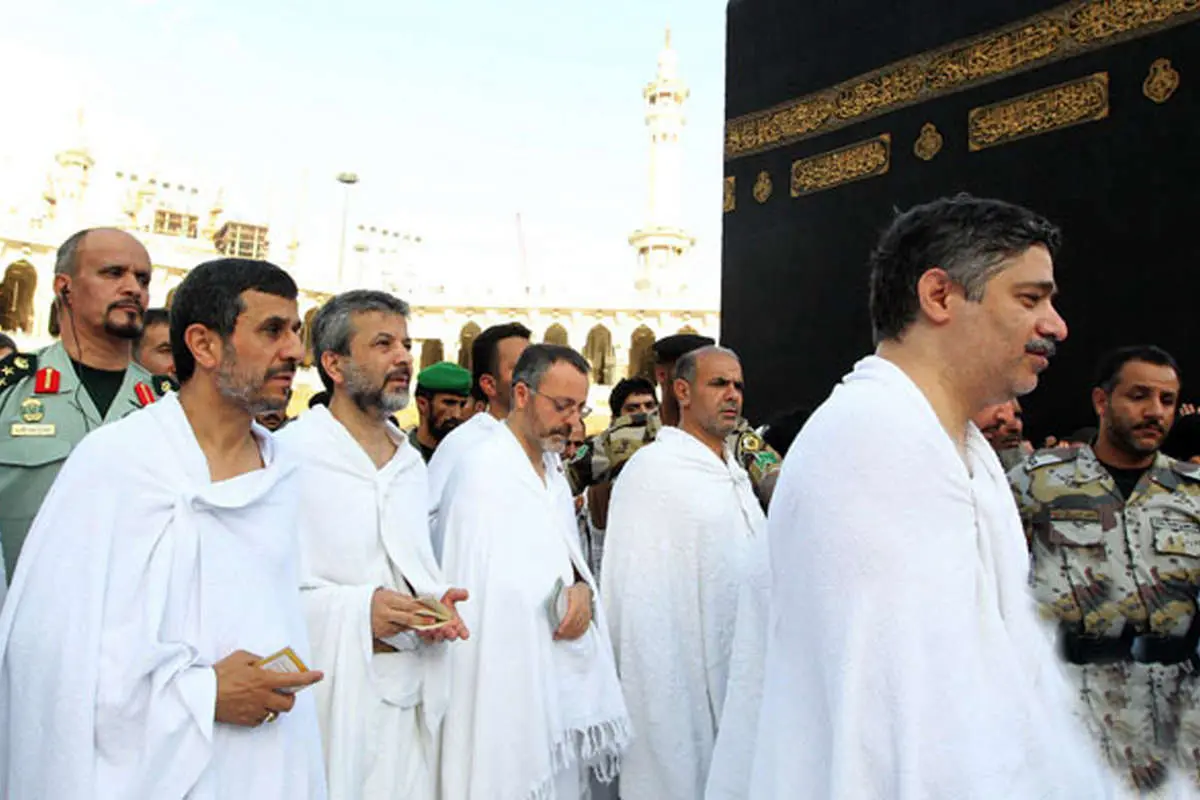 (تصاویر) طواف احمدینژاد به دور خانه خدا