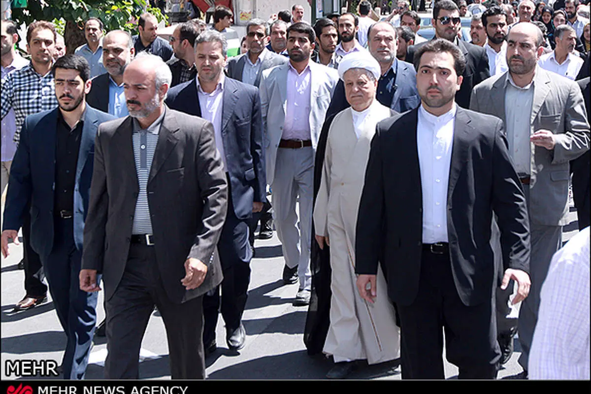 (تصویر) هاشمی در میان راهپیمایان روز قدس