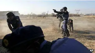 اعتصاب معدنچیان آفریقای جنوبی سی کشته برجا گذاشت