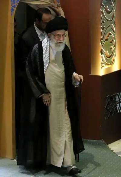 (تصاویر) نماز عید فطر به امامت رهبر انقلاب