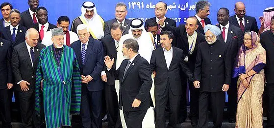 یک سفر و چندین پیام