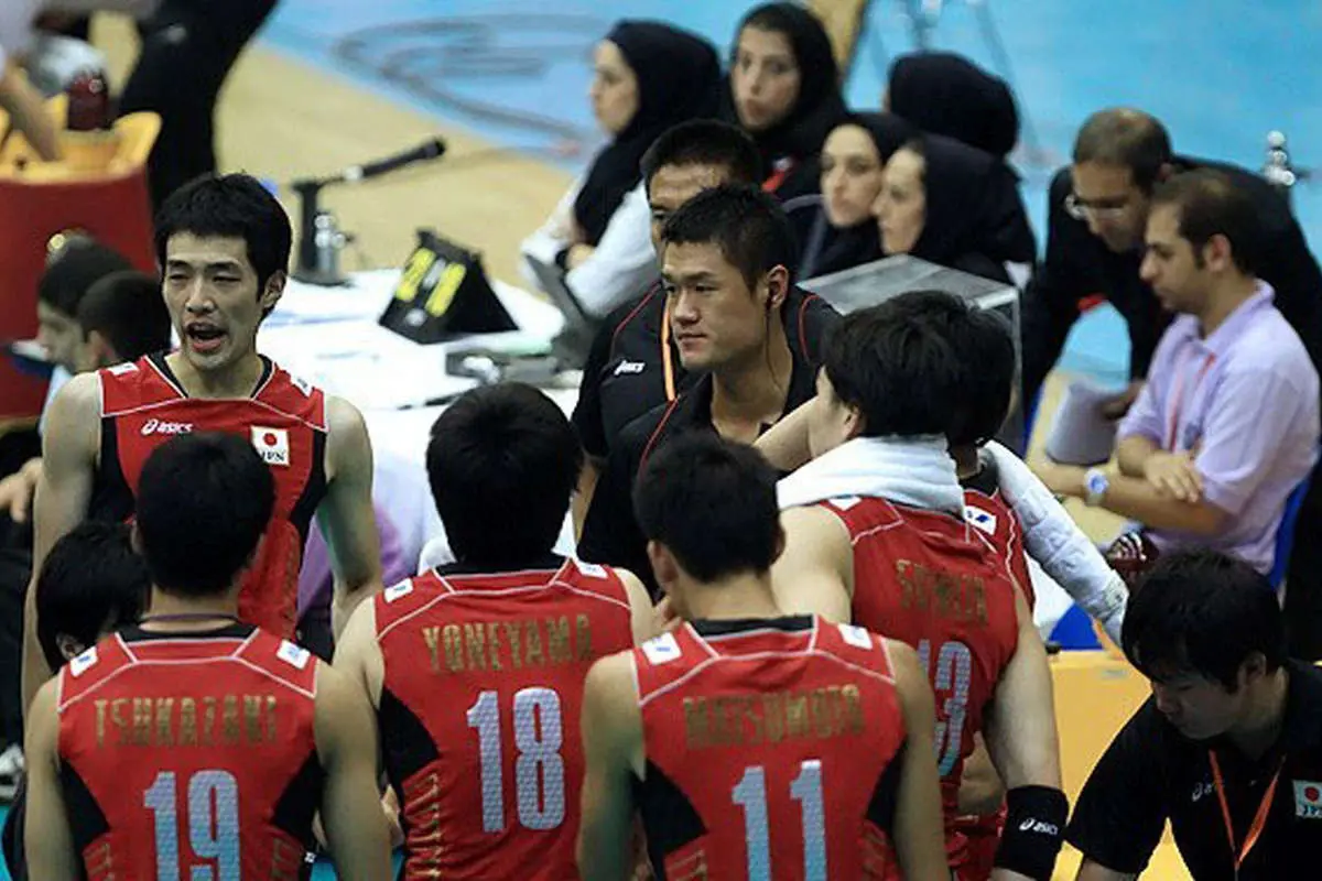 (تصاویر) حواشی برد ارزشمند والیبال ایران