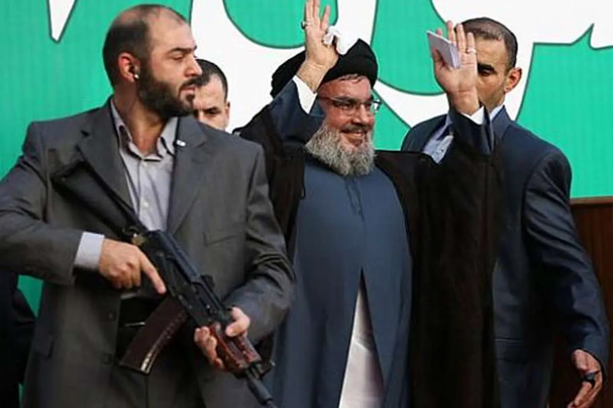 تصاویر حضور جنجالی نصرالله در میان معترضان